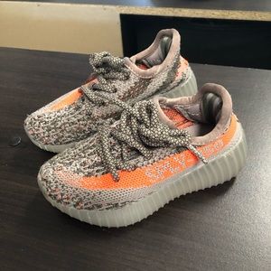 Unisex Shoes Toddler size 7